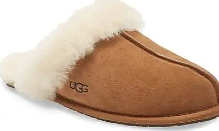 Donne Ganni Pantofole | Pantofola Ugg(R) Scuffette Ii In Pelle Scamosciata Color Castagna A Nordstrom, Taglia 10